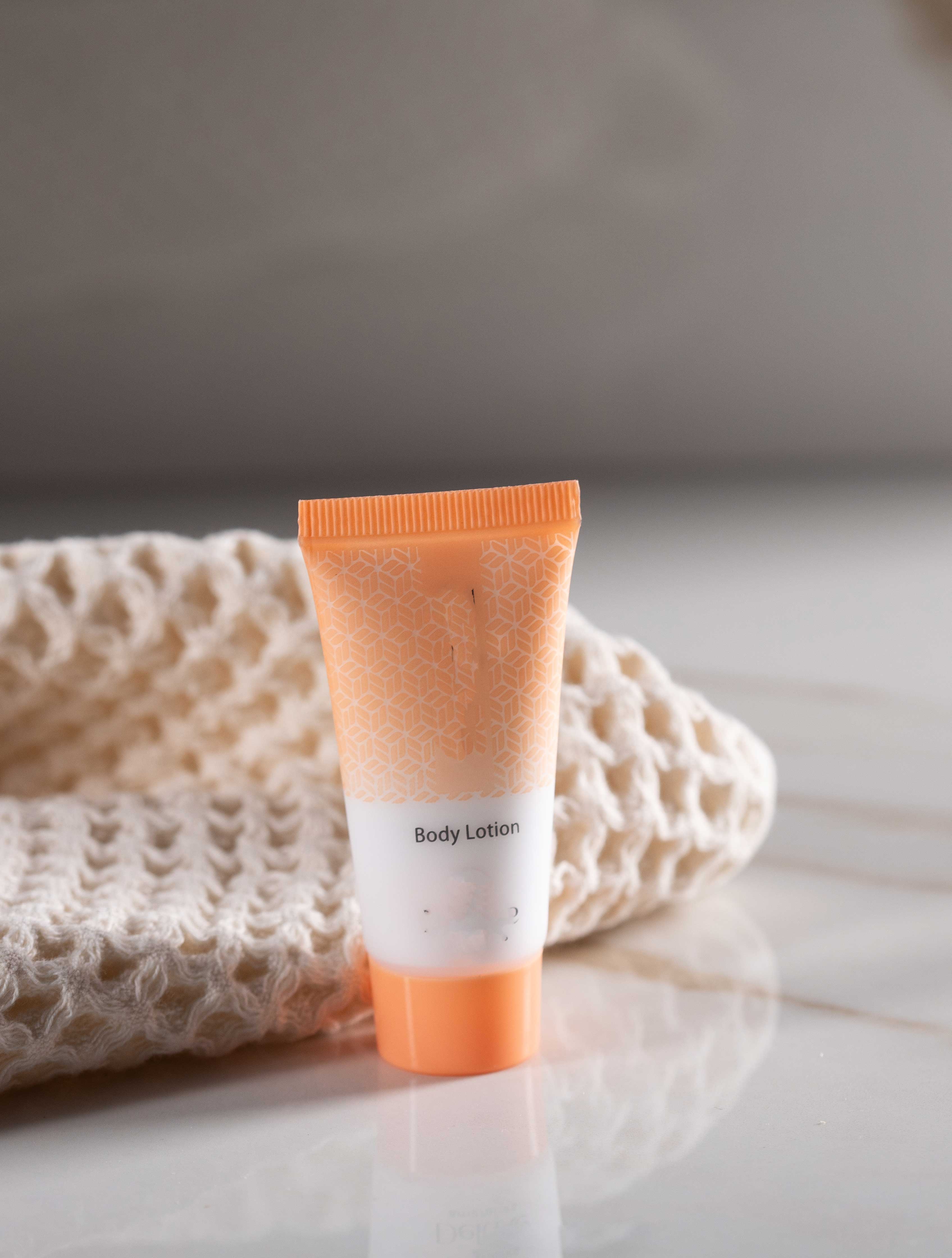 Body lotion σε σωληνάριο VELVIA Madi